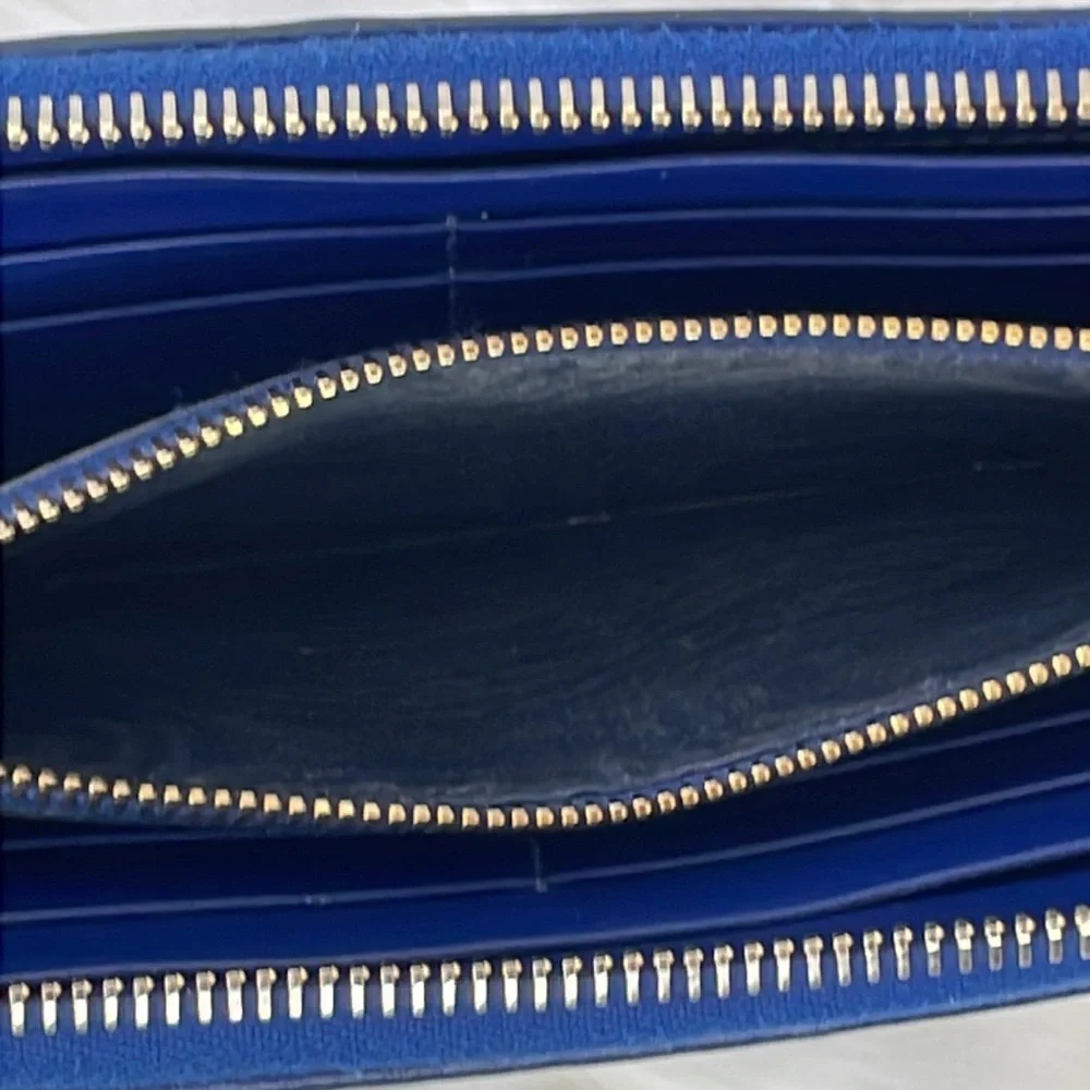 Prada Tessuto Quilted Zippy Wallet - Picture 10 of 16